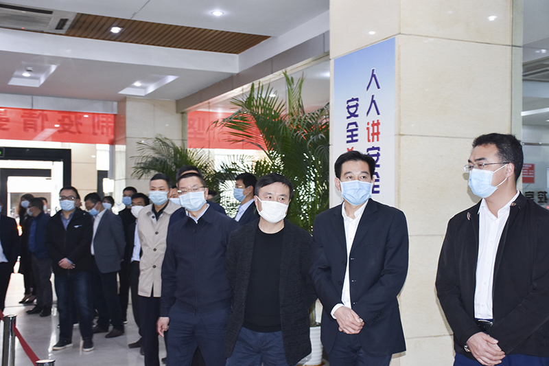 內江市市中區(qū)黨政代表團赴川威連界基地開展投資促進活動(圖1)