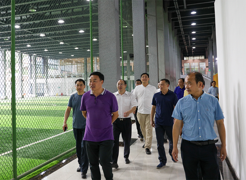 重慶市體育局副局長楊貴山率隊到川威集團(tuán)連界基地調(diào)研(圖4)