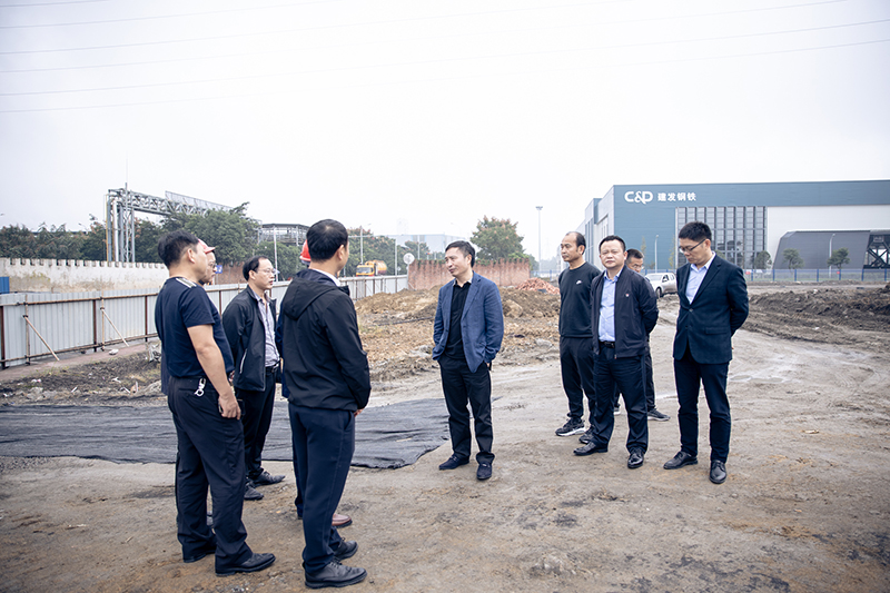 王勁董事長節(jié)日期間調(diào)研連界基地在建項(xiàng)目(圖2)