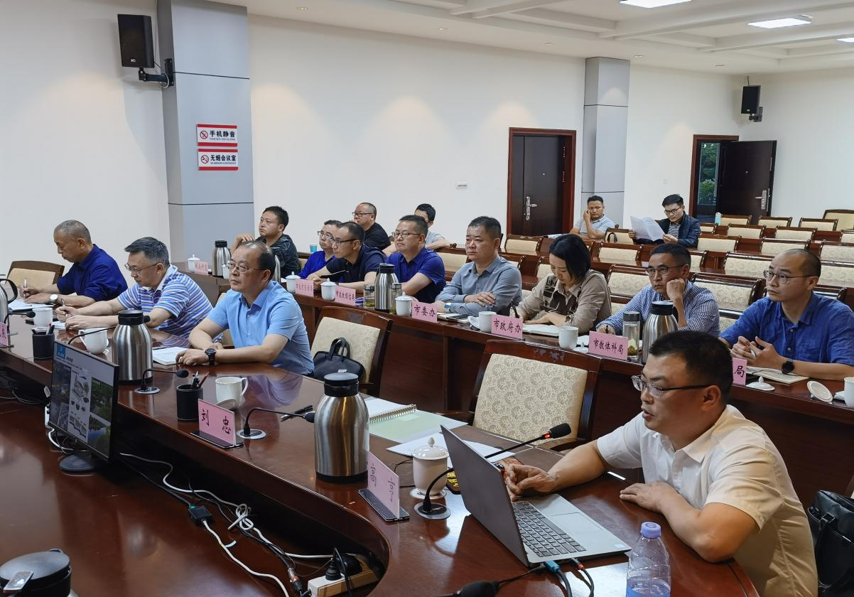 會(huì)理市委市政府召開(kāi)金梅文旅項(xiàng)目推進(jìn)會(huì)(圖2) 會(huì)理市委市政府召開(kāi)金梅文旅項(xiàng)目推進(jìn)會(huì)(圖2)