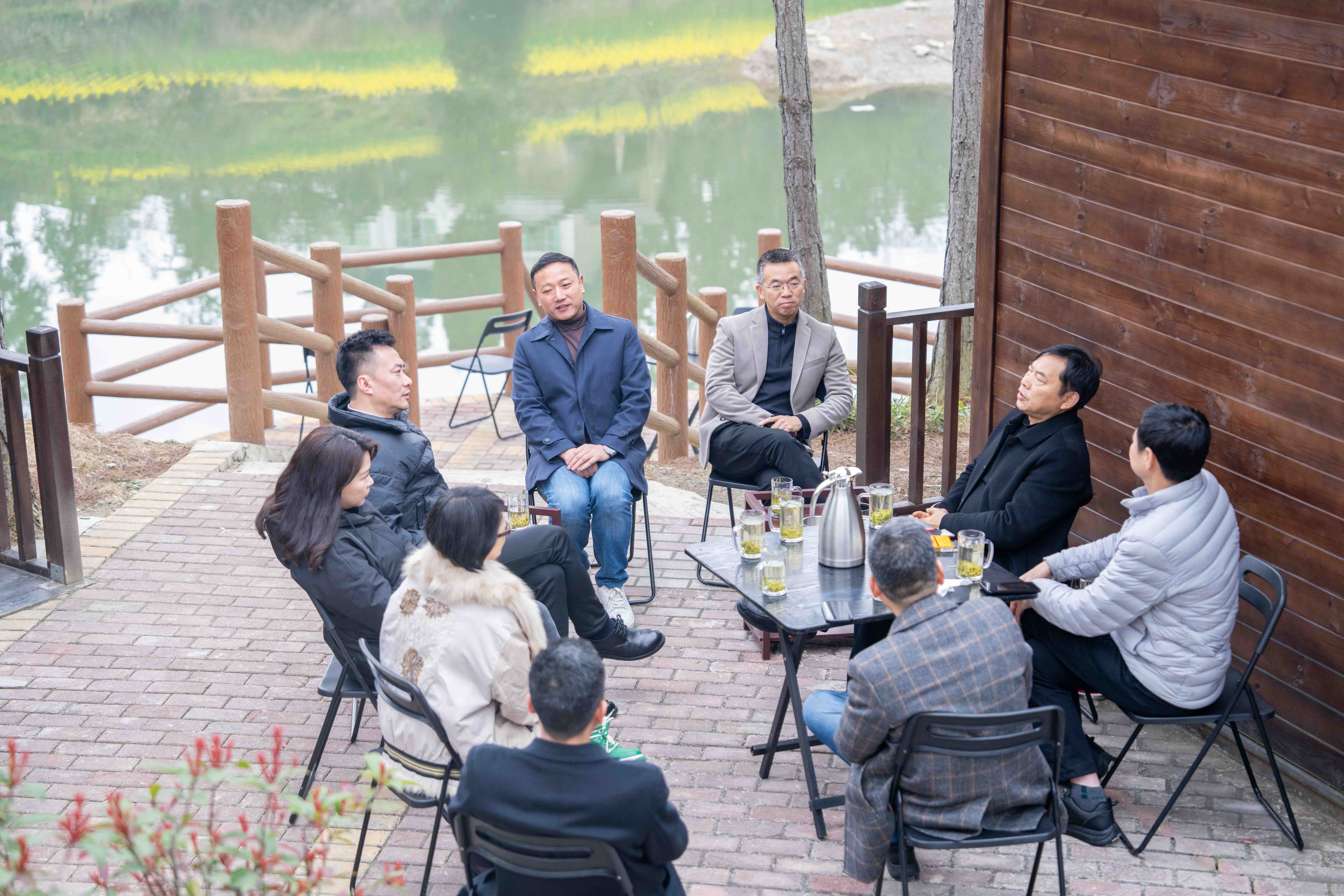 省主流媒體一行赴川威集團(tuán)連界基地考察交流(圖6) 省主流媒體一行赴川威集團(tuán)連界基地考察交流(圖6)