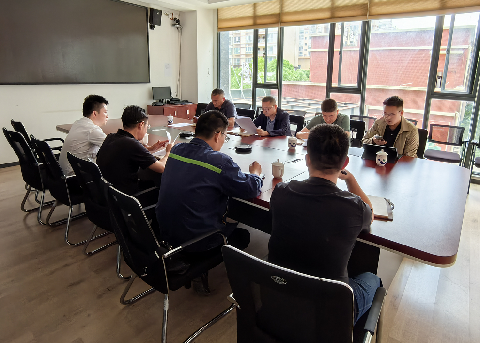 會理市委副書記、市長徐陽到礦業(yè)總公司財通公司調(diào)研