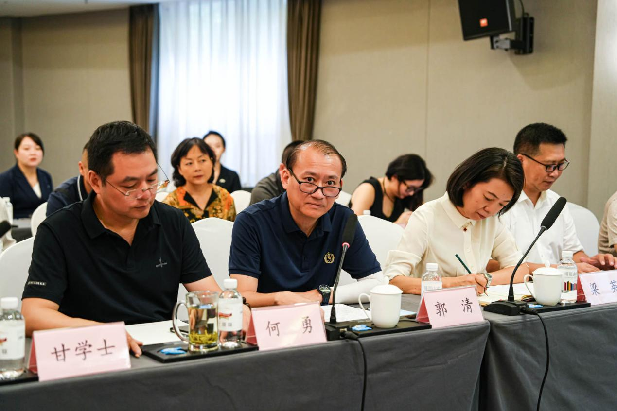 省直工委一行到川威開(kāi)展組織生活活動(dòng)(圖4) 省直工委一行到川威開(kāi)展組織生活活動(dòng)(圖4)