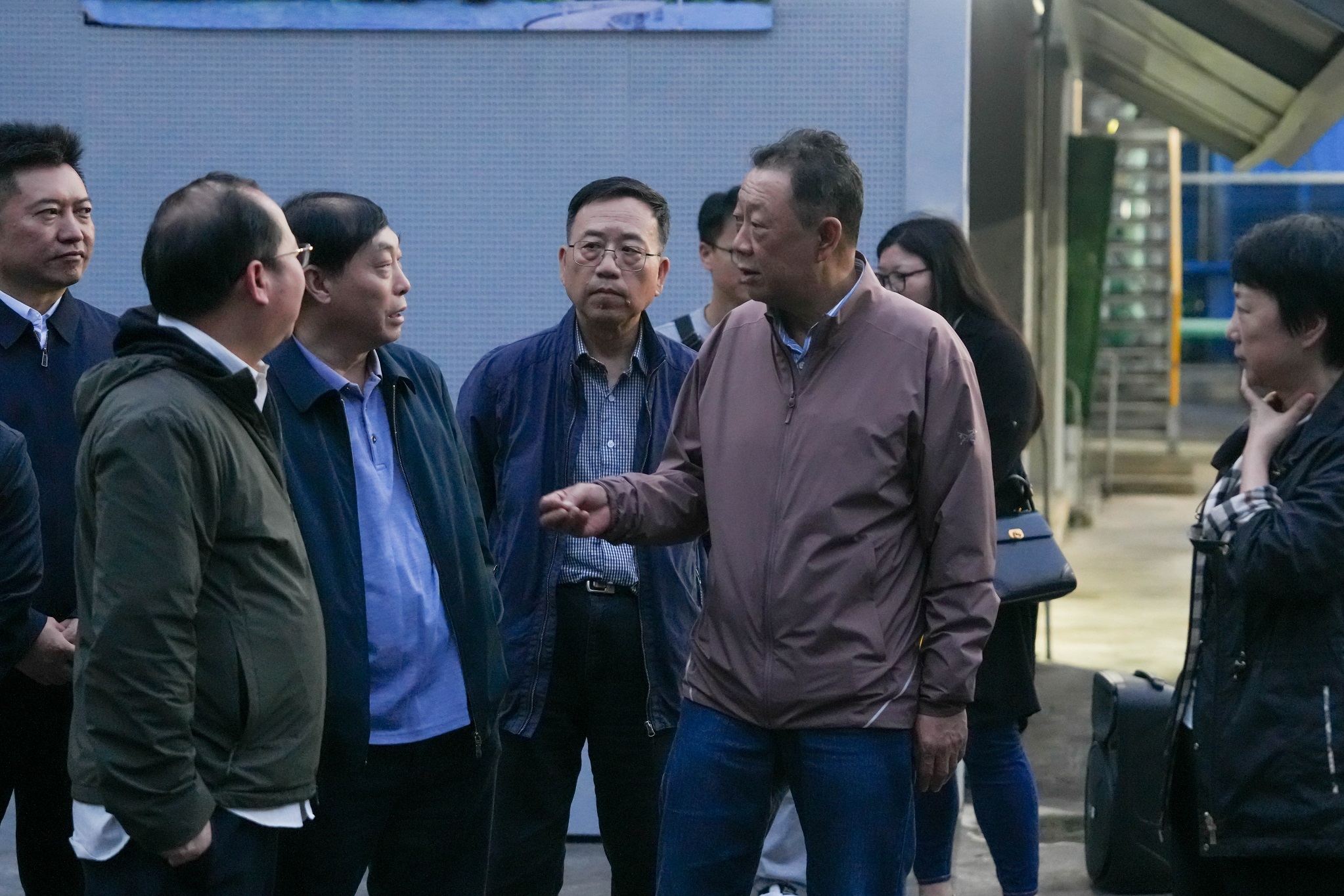 省高科協(xié)理事長，省政協(xié)黨組原副書記、副主席曲木史哈一行到川威調(diào)研(圖3)