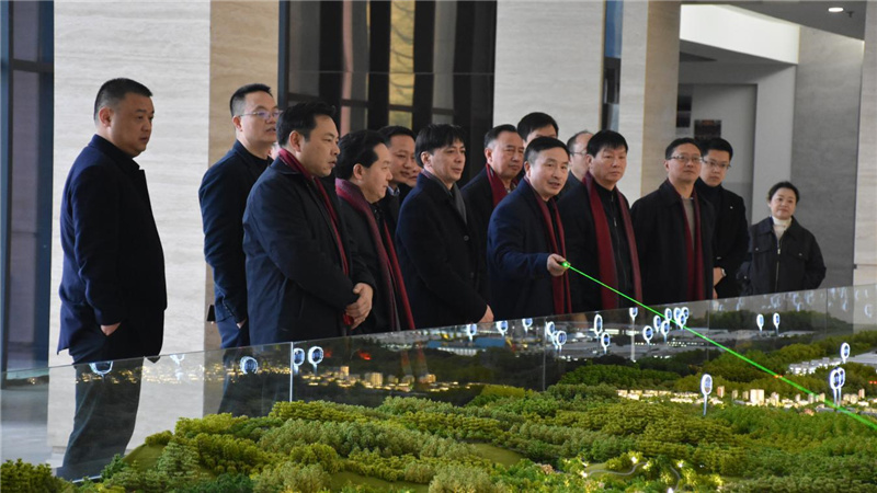 張燈結彩迎新年 齊心協(xié)力譜新篇丨集團領導大年初一開展新春慰問活動(圖7)
