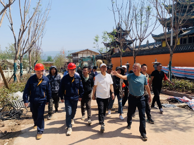 西昌市市長馬廷貴一行調(diào)研大石板社區(qū)民宿改造提升項目